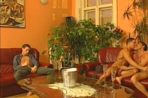 Muscled european voyeur ass fuck