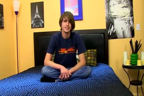 dirty twink Wanks His good 10-Pounder Until he Cums