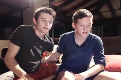 stunning Boyfriends fuck bare For Tips - BareSex