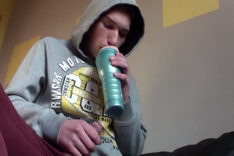 CZECH CASTING Skate lad Casting cook jerking cumshot