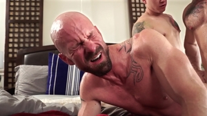 IconMale.com - Leo Luckett with Mitch Vaughn fucked hard