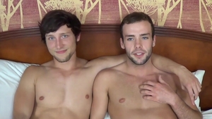 jockbreeders: A Musical Tete-a-Tete between Oliver and Scotty